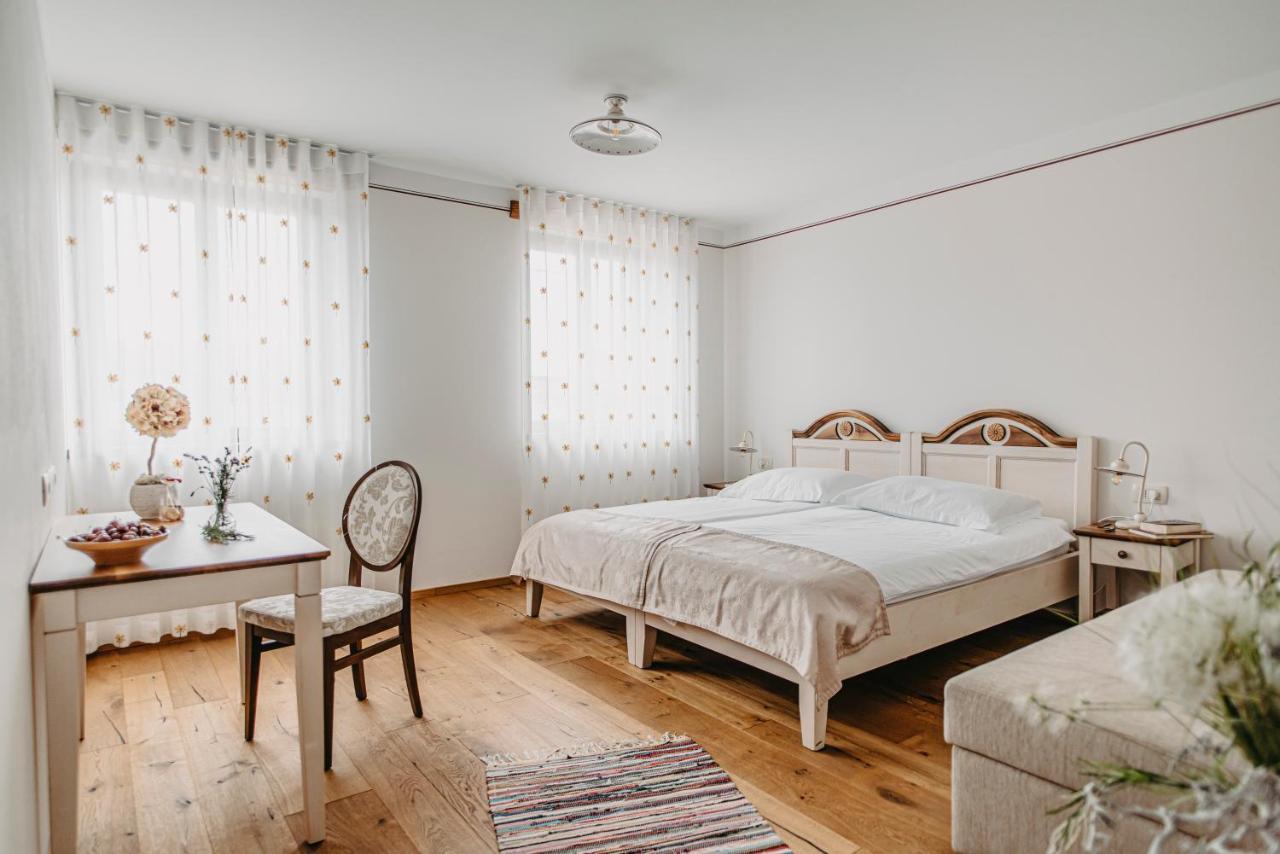 Casa Krasna Gourmet Boutique Hotel Lokev Esterno foto